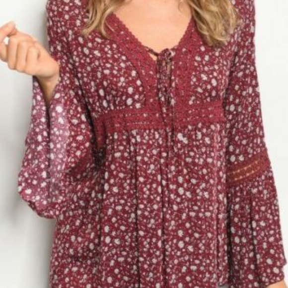 FLORAL BELL SLEEVE LACE UP BUST PEASANT TOP SMALL - Picture 3 of 3
